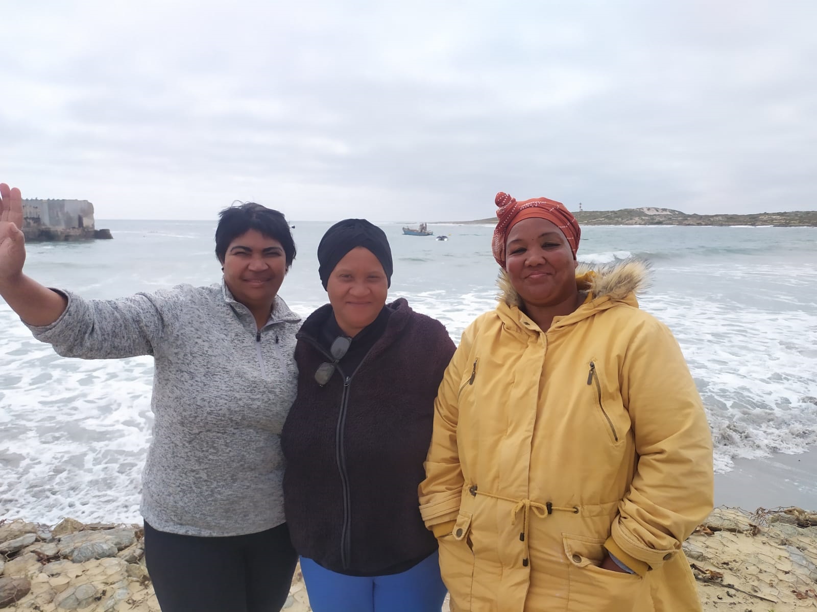 ci_84196943 Ocean and people